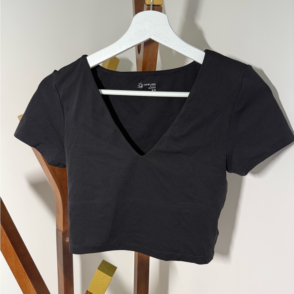 Offline aerie Black V-Neck Crop Top Real Me sz M